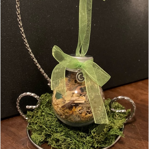 Witch Ball. Prosperity - Picture 1 of 2